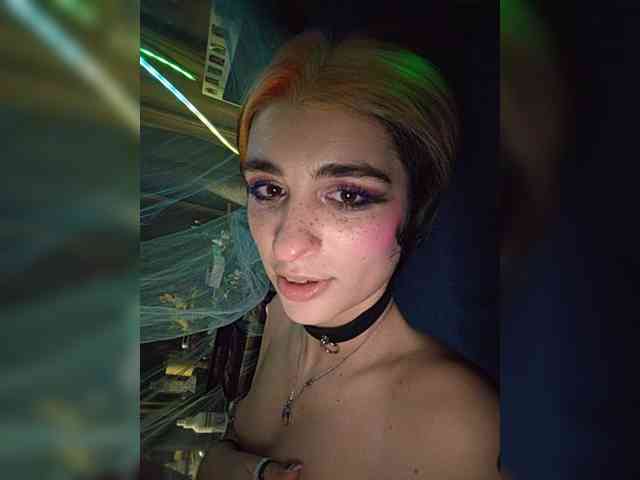 Siren_BrattyQueen