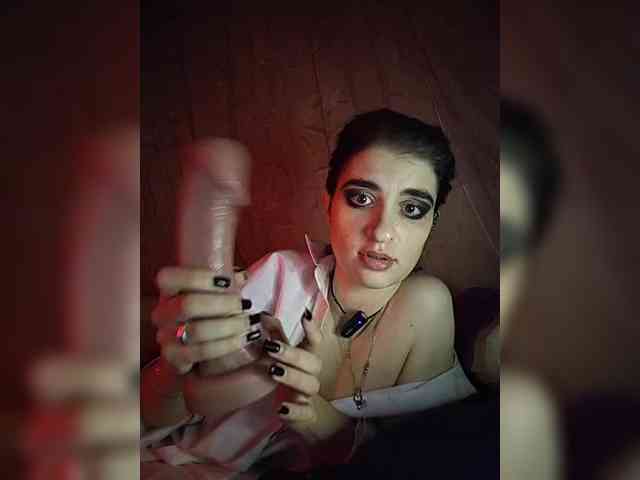 CyberSquirtSiren webcam