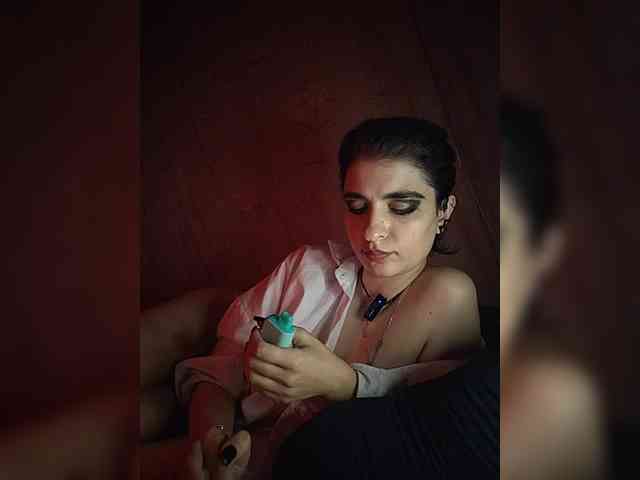 CyberSquirtSiren webcam