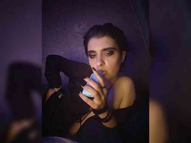 CyberSquirtSiren webcam