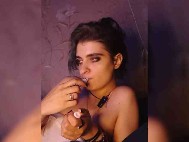 CyberSquirtSiren webcam