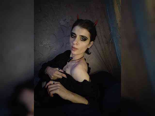 CyberSquirtSiren webcam