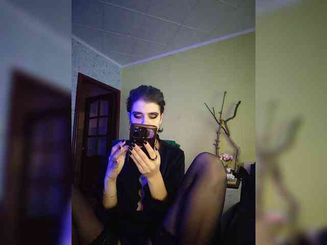 CyberSquirtSiren webcam
