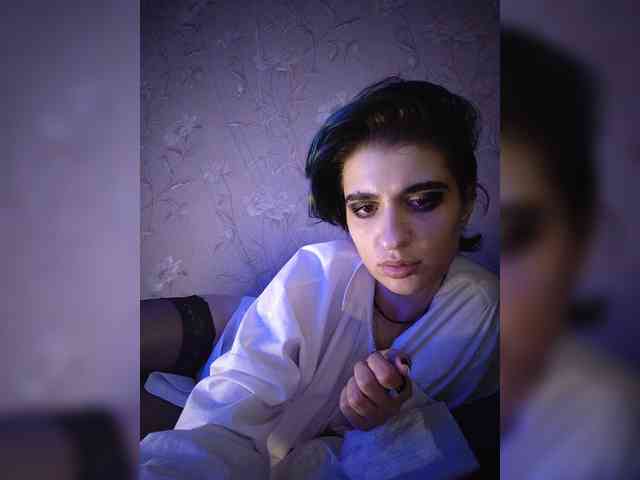 CyberSiren Sex Cam Show