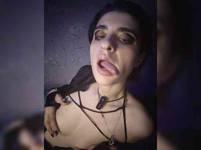 CyberSquirtSiren webcam