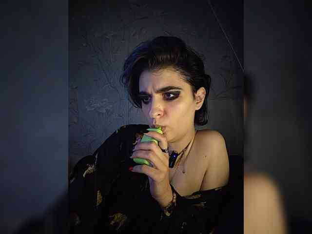 CyberSquirtSiren webcam