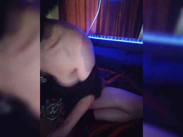 CrazySquirtSiren webcam