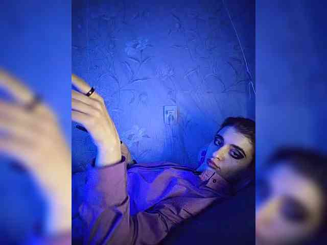 CyberSquirtSiren webcam