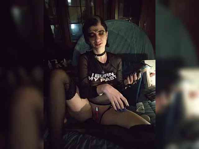 CrazySquirtSiren webcam