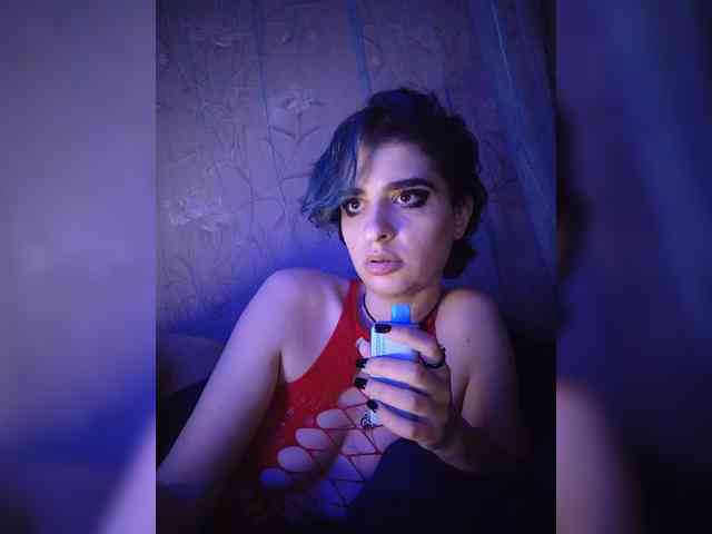 CyberSquirtSiren webcam