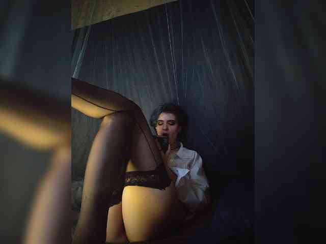 CyberSquirtSiren webcam