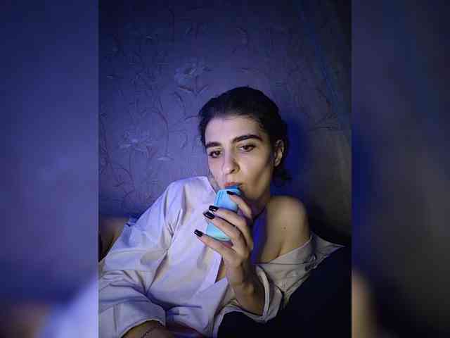 CyberSquirtSiren webcam