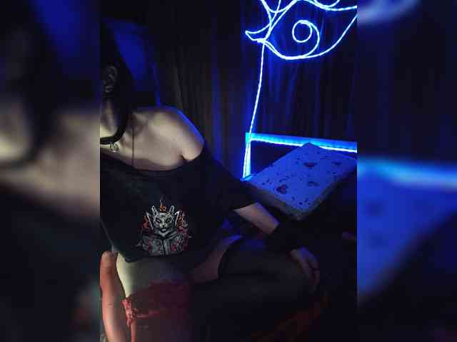 CrazySquirtSiren webcam
