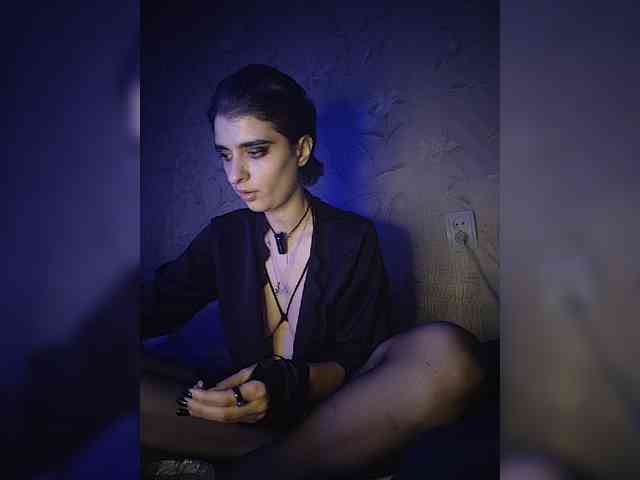 CyberSiren Sex Cam Show