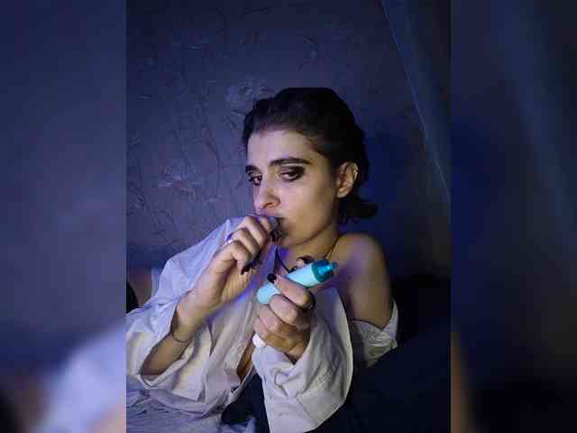 CyberSquirtSiren webcam