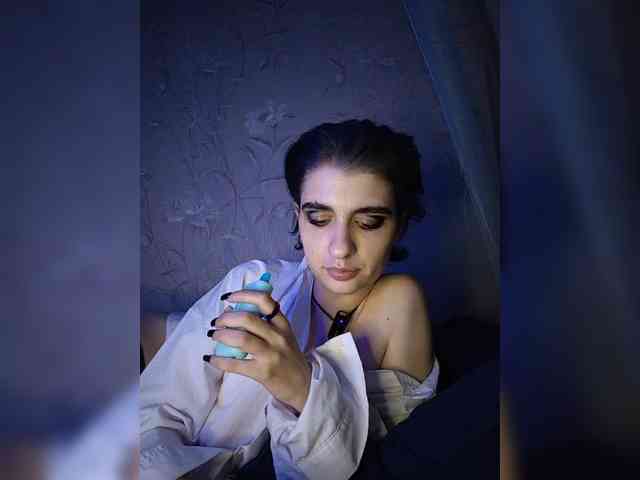 CyberSquirtSiren webcam