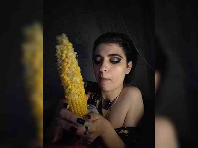CyberSquirtSiren webcam
