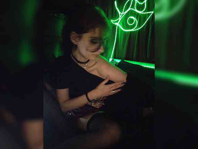 CrazySquirtSiren webcam