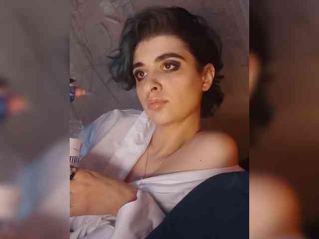 Model: CyberSquirtSiren