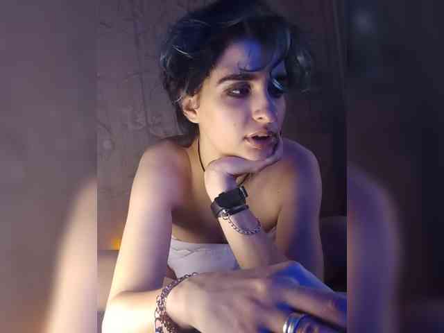 CyberSquirtSiren webcam