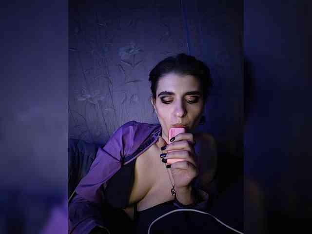 CyberSquirtSiren webcam