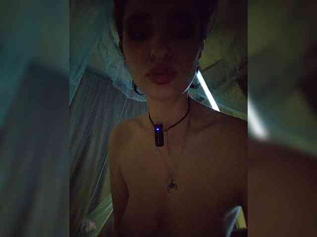 CyberSquirtSiren webcam