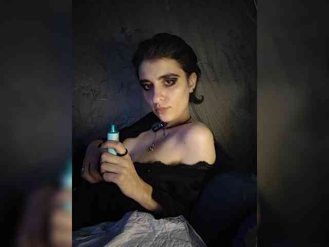 CyberSquirtSiren webcam
