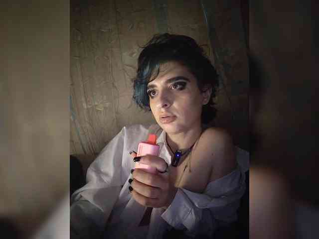 CyberSquirtSiren webcam