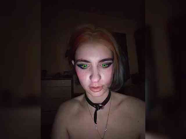 Siren_BrattyQueen