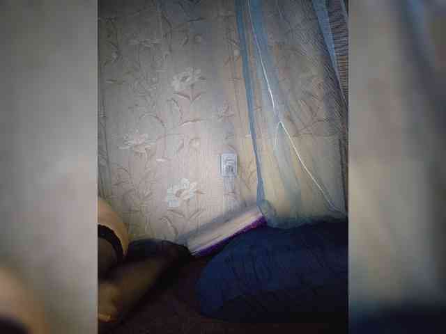 CyberSquirtSiren webcam
