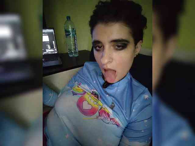 CyberSiren Sex Cam Show