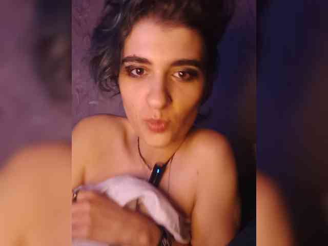 CyberSquirtSiren webcam