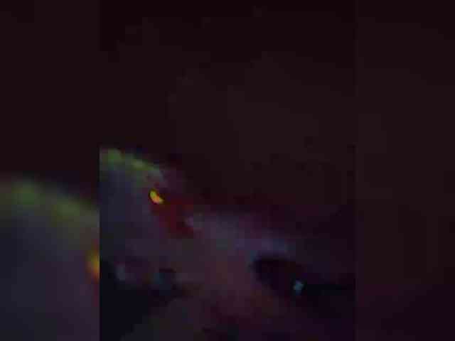 UntouchableSquirtWitch webcam