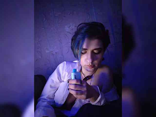 CyberSquirtSiren webcam