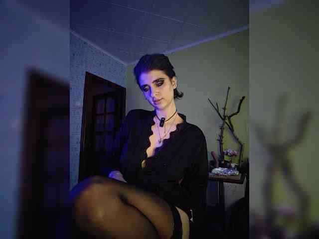 CyberSquirtSiren webcam