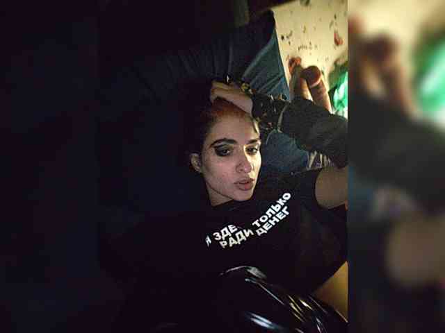 CrazySquirtSiren webcam