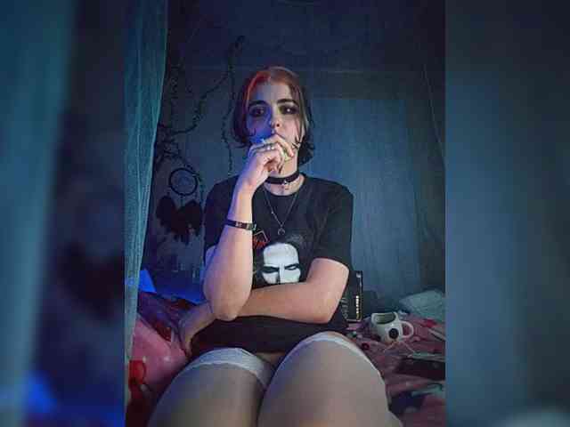 Модель: Siren_BrattyQueen