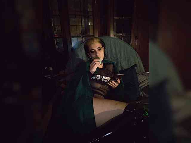 CrazySquirtSiren webcam