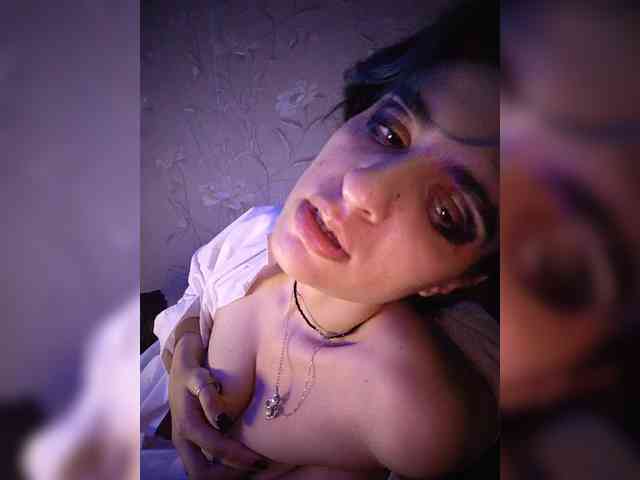 CyberSiren Sex Cam Show