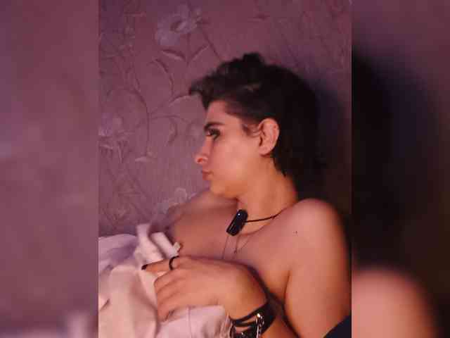 CyberSquirtSiren webcam