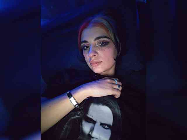 Siren_BrattyQueen
