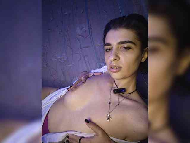 CyberSiren Sex Cam Show