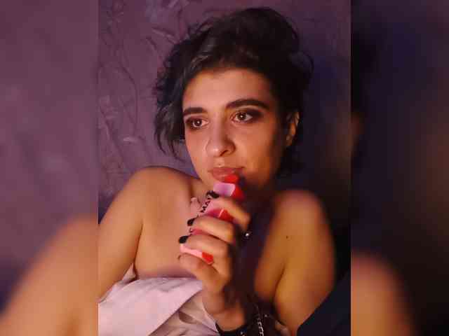 CyberSquirtSiren webcam