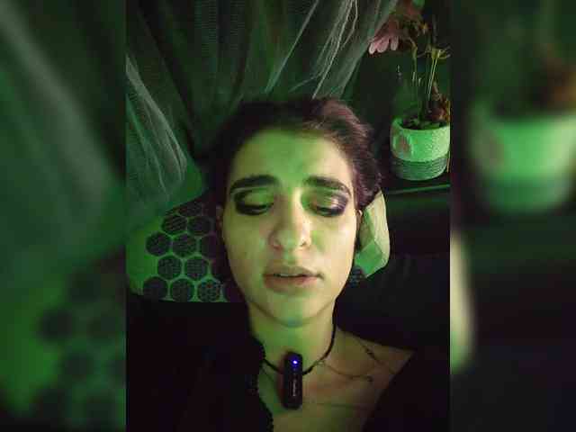 CyberSquirtSiren webcam