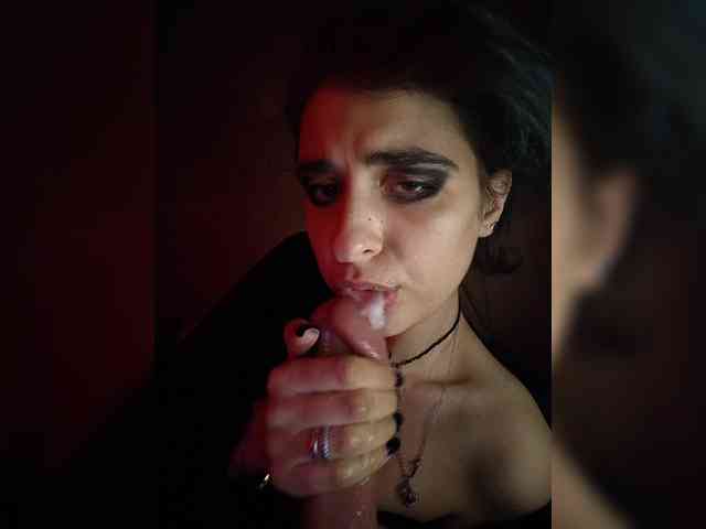 CyberSquirtSiren webcam