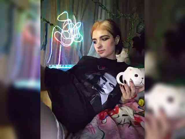 Siren_BrattyQueen