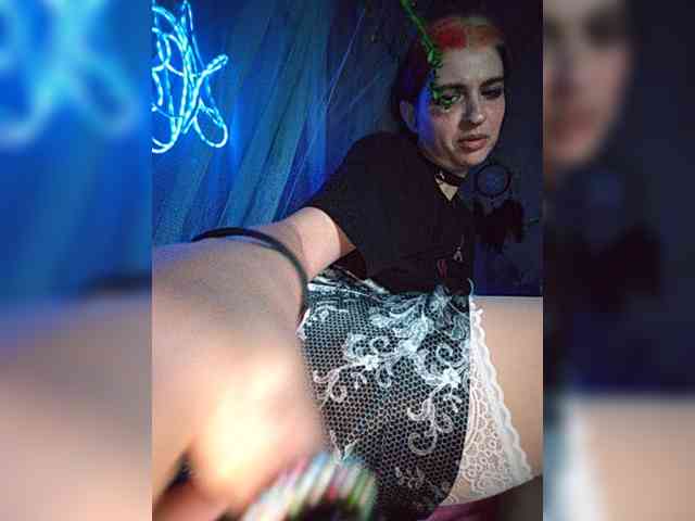 Siren_BrattyQueen