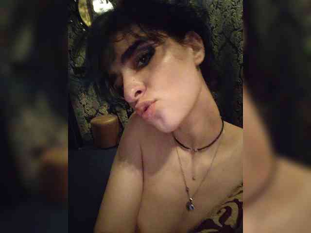 CyberSquirtSiren webcam
