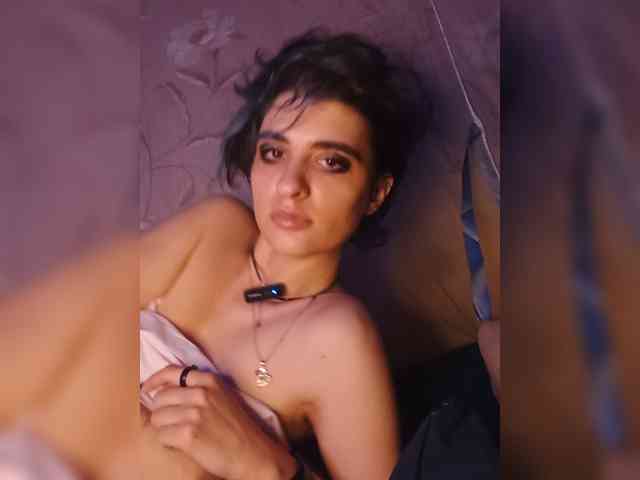 CyberSquirtSiren webcam
