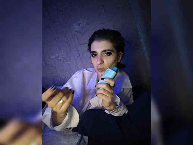 CyberSquirtSiren webcam